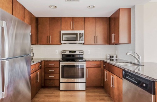 Mount Vernon Triangle Apartment | Convenient Mt Vernon 1BR w/Roof Pool, EV Station & Gym, by Blueground