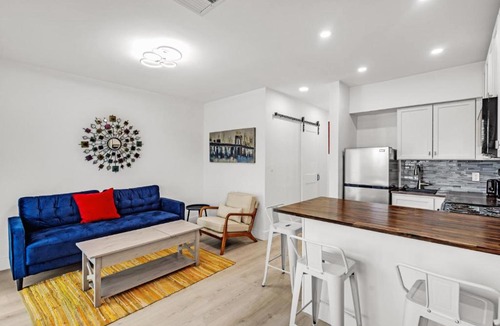 Croissant Park Apartment | Convenient Quiet Retreat in Prime Location