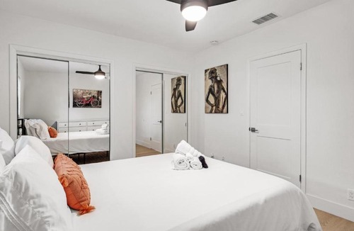 Croissant Park Apartment | Convenient Quiet Retreat in Prime Location