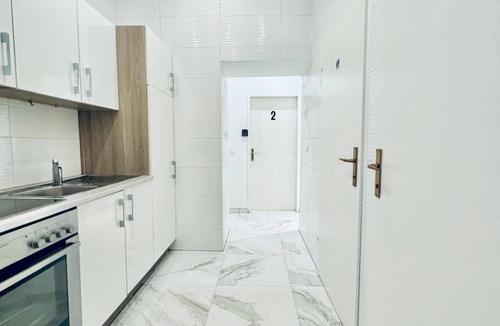 Liesing Apartment | Convenient Stay for Two Near Atzgersdorf