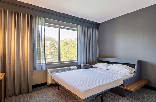 San Ramon Hotel | Convenient Stay in San Ramon! 4 Pet-friendly Units