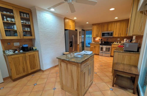 Charlottesville House | Convenient to everything, without the noise and traffic - quiet residential home
