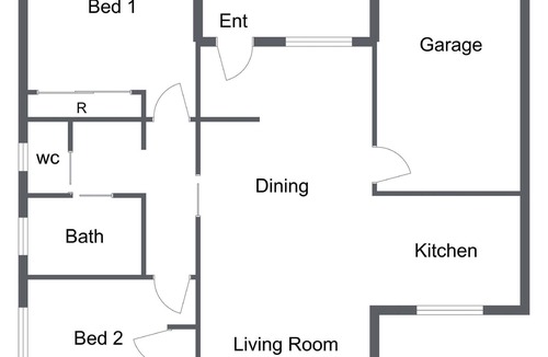 Orange East Villa | Convenient Villa on McLachlan - Walk to the CBD