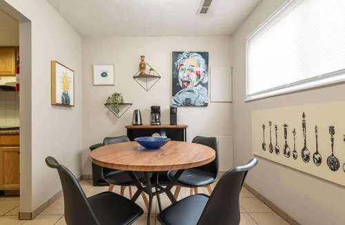 Bloomington Condo | Convenient Wayfarer’s Rest