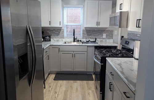 Lind-Bohanon House | Conveniently located home in a quiet family friendly neighborhood!