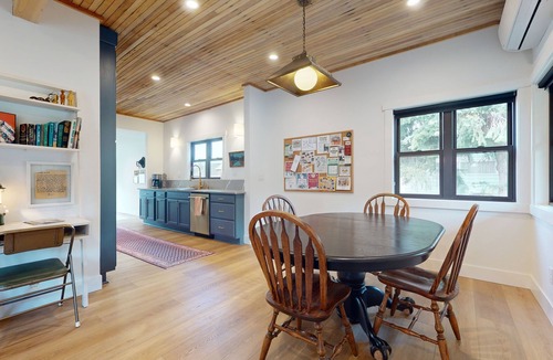 Ronald House | Conveniently located, Cabin w/foosball, gas grill, kids games, near town!