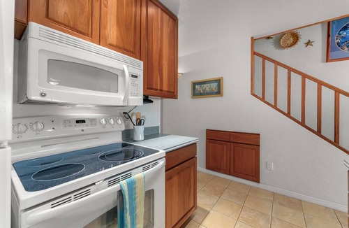 Kihei Apartment | Conveniently located two bedroom two bath HK319