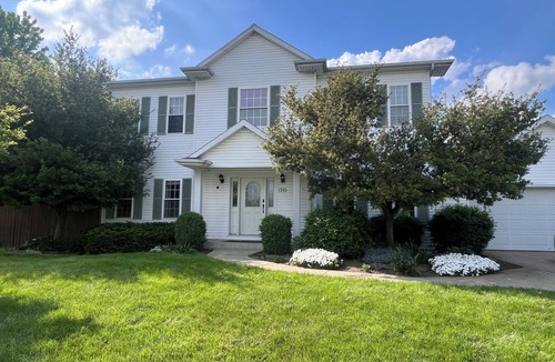 Fort Wayne House | Conveniently located home w/private backyard!