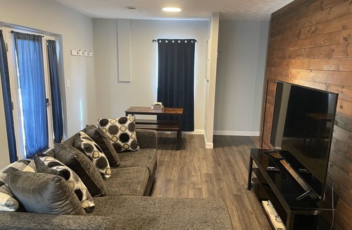 Fairlea Apartment | Conveniently Located and Modernly Stylish. Close to fairgrounds and GVMC