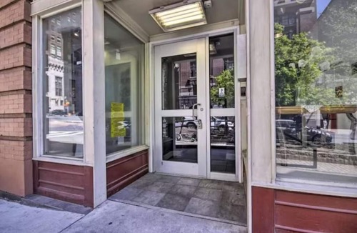 Downtown Baltimore Apartment | Convention Center PH Free indoor parking