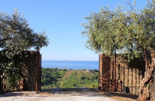 Carrara Villa | Convento La Perla - an old renovated private villa with swimming pool in Carrara
