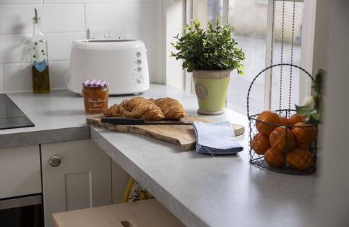 Badminton Cottage | Converted stable and the perfect romantic getaway - Orchard Cottage, Didmarton