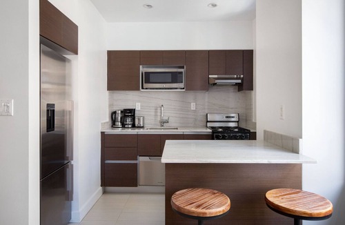 Sutton Place Apartment | Cool Sutton Place Studio w/Doorman & Gym, nr Sutton Park, by Blueground