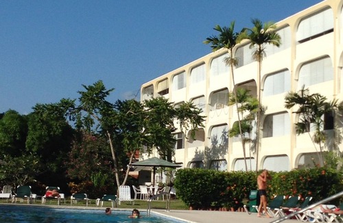 Sandy Lane Apartment | Cool top floor 1 bed Apartment with Shared Pool and Beach Club Membership.