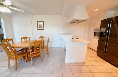 Hacienda Heights House | Cool townhome with AC in Hacienda Heights - 3 bedrooms available
