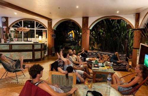 Dominical Hostel | Cool Vibes Beach Hostel