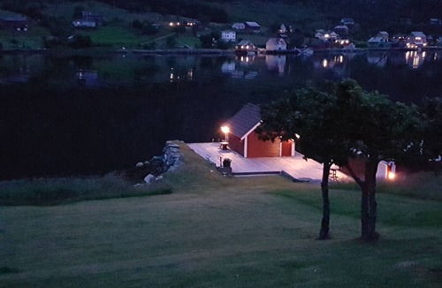 Berle House | Coolcation in Idyllic country home. Beautiful Berle. Fish, boat, swim, hike, Pir
