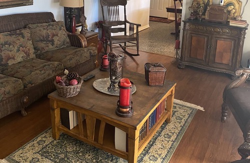 Blue Mountain House | Coombs Manor on the Mountain