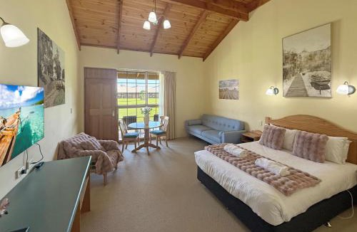 Comaum Hotel | Coonawarra Place Motor Inn