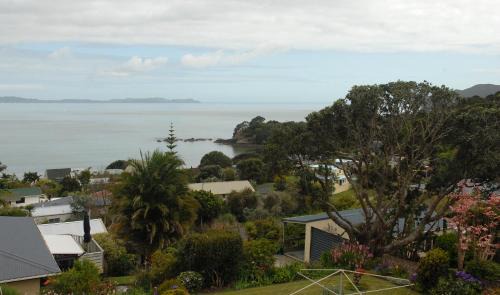 Coopers Beach House | Coopers Beach home with stunning views