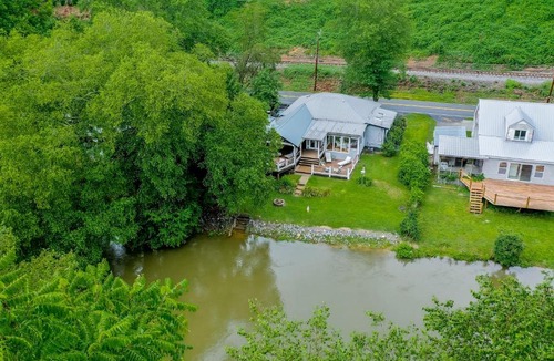 Williamstown House | Copper Basin River House