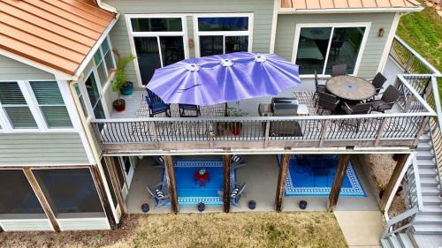 Bracey House | Copper Cove