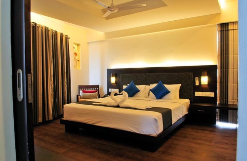 Kozhikode Hotel | Copper Folia