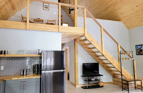 Copper Harbor House | Copper Harbor Chalet. A 2 bed/2 bath cozy wooded retreat near Lake Superior