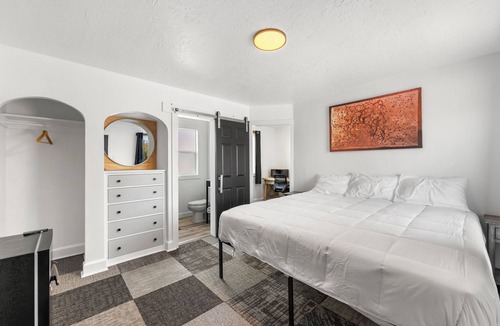 Butte Hotel | Copper Hill Suites