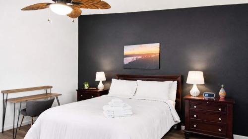 Copperopolis House | Copperopolis Home - Lake Access & Mtn Views