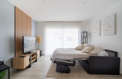 Port-de-Bouc Apartment | Coquet studio