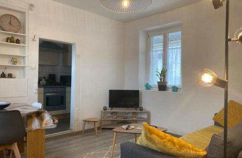 Mutzig House | Coquette Maison, Côté Château à Mutzig en Alsace