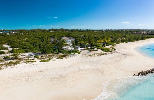 Leeward Settlement Villa | Coral House | Beach Front - Located in Exquisite Grace Bay with Private Pool