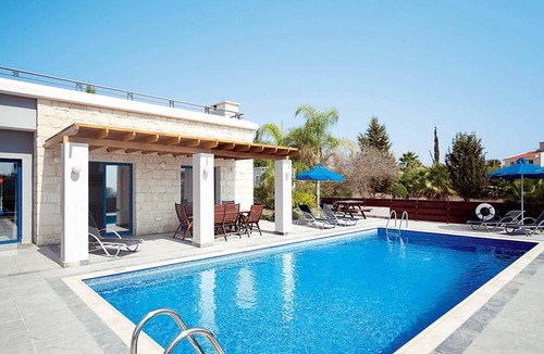 Pegeia House | Coral Olympus Artemis