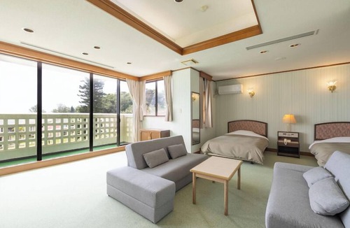 Amami Hotel | Coral Palms