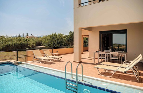 Kamisiana Villa | Corali Villas East-Seaview, 2 Pools, 450m to Beach
