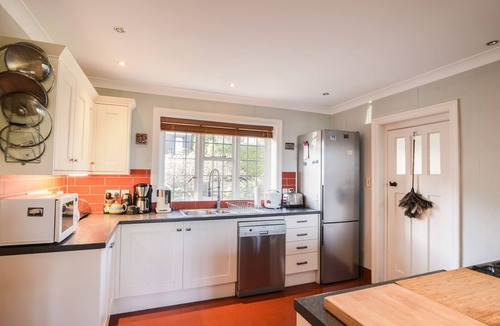 Lyme Regis Cottage | CORAM COTTAGE, pet friendly, character holiday cottage in Lyme Regis