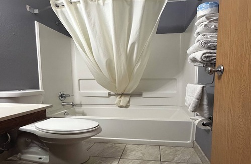 Stillwater Hotel | Coratel Inn and Suites by Jasper Stillwater