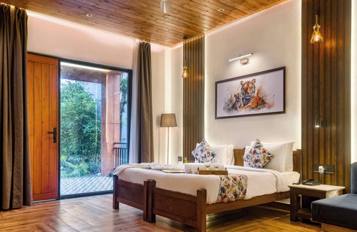 Ramnagar Bed & Breakfast | Corbett Machaan Resort
