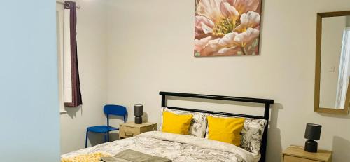 Corby Apartment | Corby- Split Level Apartment with 3 Bedrooms