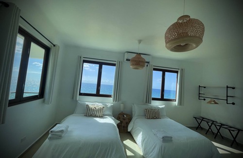 Stella Hotel | Corcega Beachfront Suites