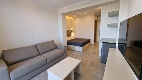 Ipsos Apartment | Corfelia Seaview Suites