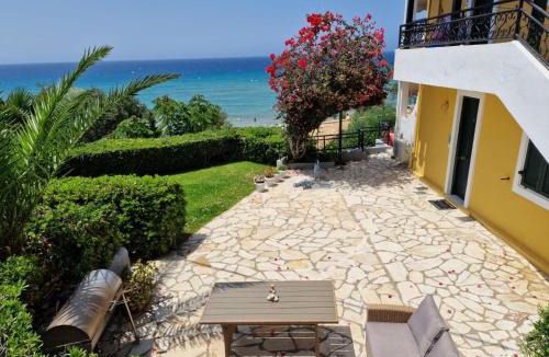 Glyfada Apartment | Corfu Glyfada Beach Apartment