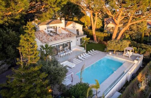 Cannes La Bocca Apartment | Corgona Villa