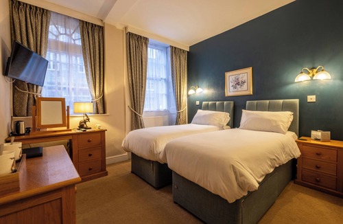 Cirencester Hotel | Corinium Hotel & Restaurant