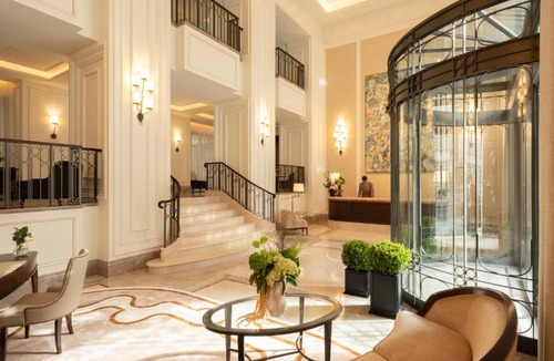 Rione III Colonna Hotel | Corinthia Rome