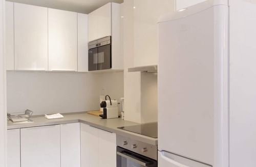 Grand Parc-Paul Doumer Apartment | Cornac - Apartment 72m2, with high ceilings and located on the 2nd floor