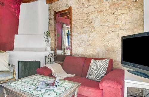 Arsos Apartment | Cornaro House - Lovely Studio Apartment