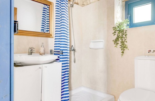 Arsos Apartment | "cornaro House Vecchio - Petite Studio Apartment"