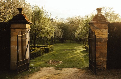Vilt Apartment | Corneli Residences Château St. Gerlach